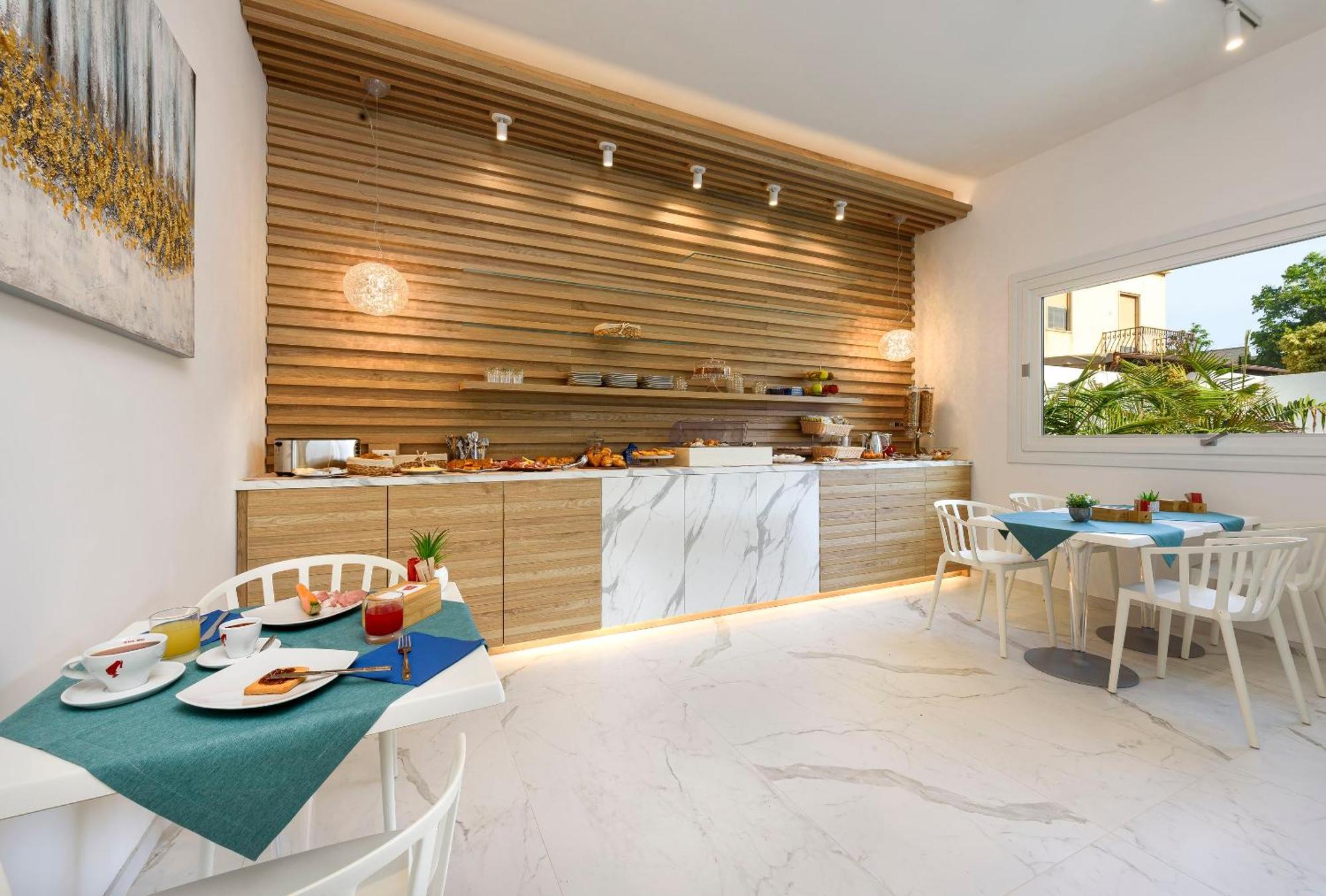 Andromeda Hotel ซานวิโต โลคาโป ภายนอก รูปภาพ